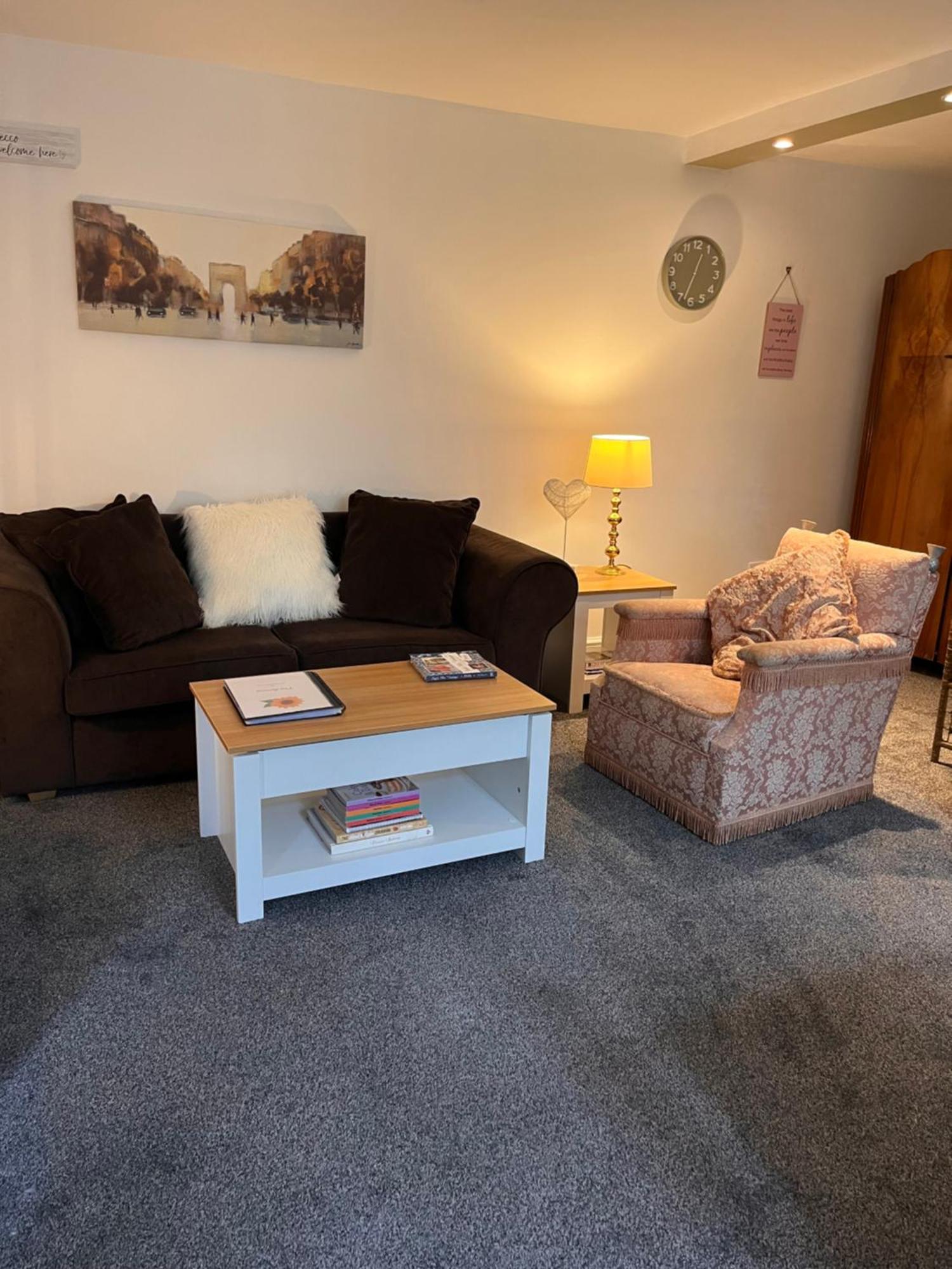The Annexe - 10 Howards Croft Mile End Екстериор снимка